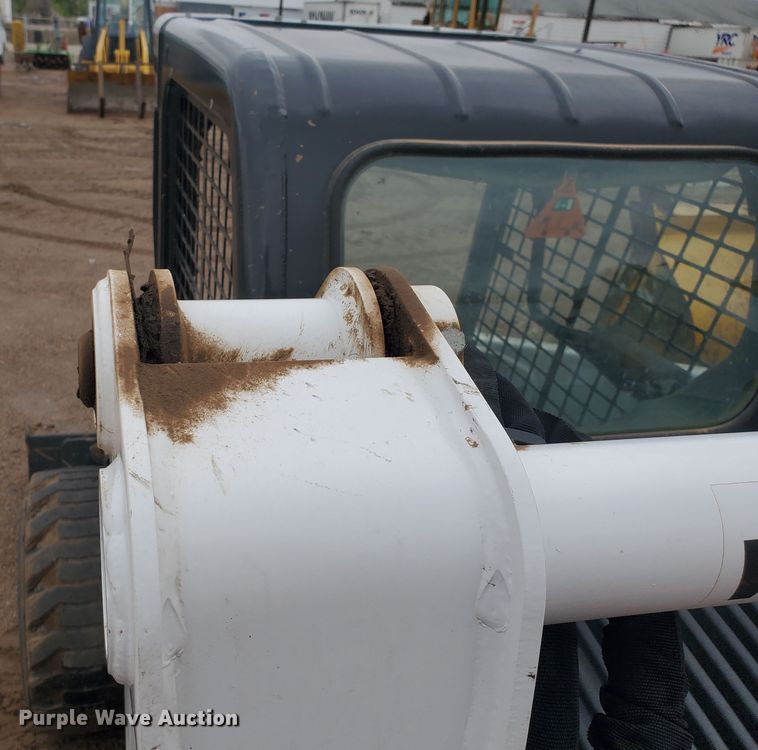 image for item DI4808 2018 Bobcat S595  skid steer loader