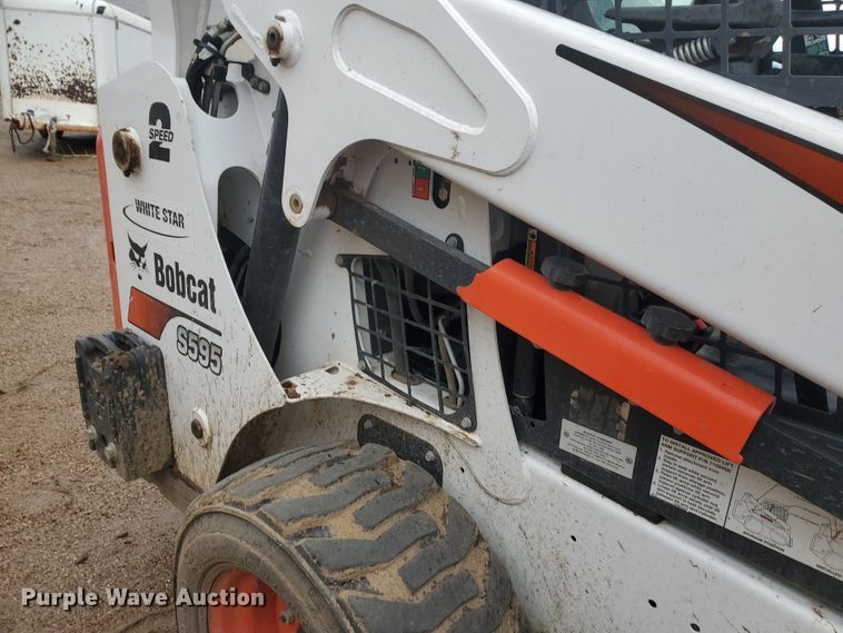 image for item DI4808 2018 Bobcat S595  skid steer loader