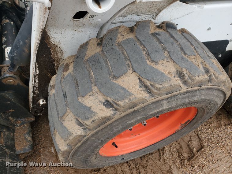 image for item DI4808 2018 Bobcat S595  skid steer loader