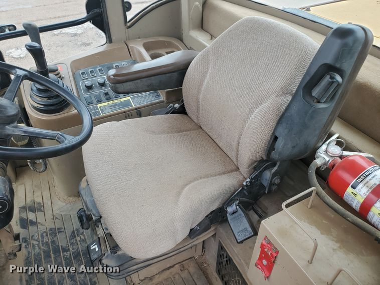 image for item DI4809 1999 John Deere TC54H  wheel loader