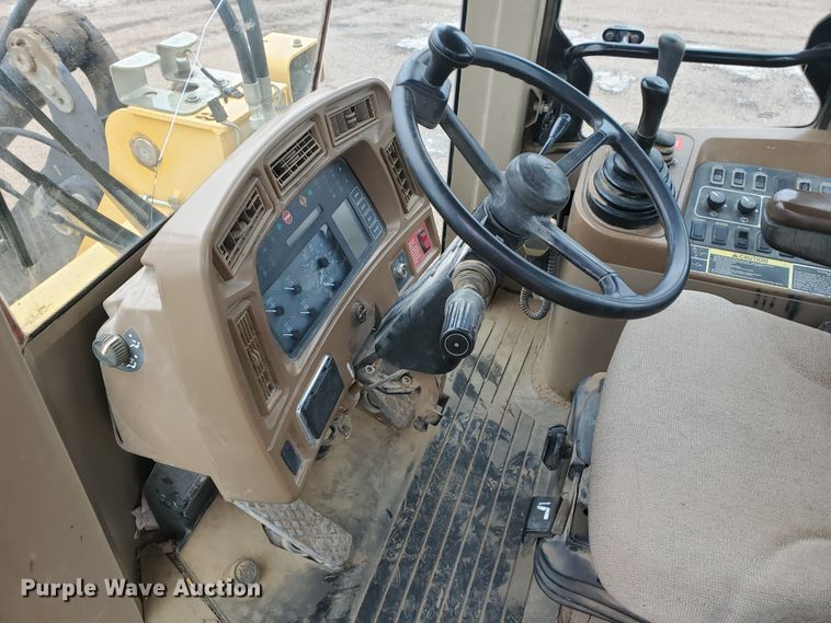 image for item DI4809 1999 John Deere TC54H  wheel loader