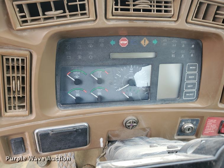 image for item DI4809 1999 John Deere TC54H  wheel loader