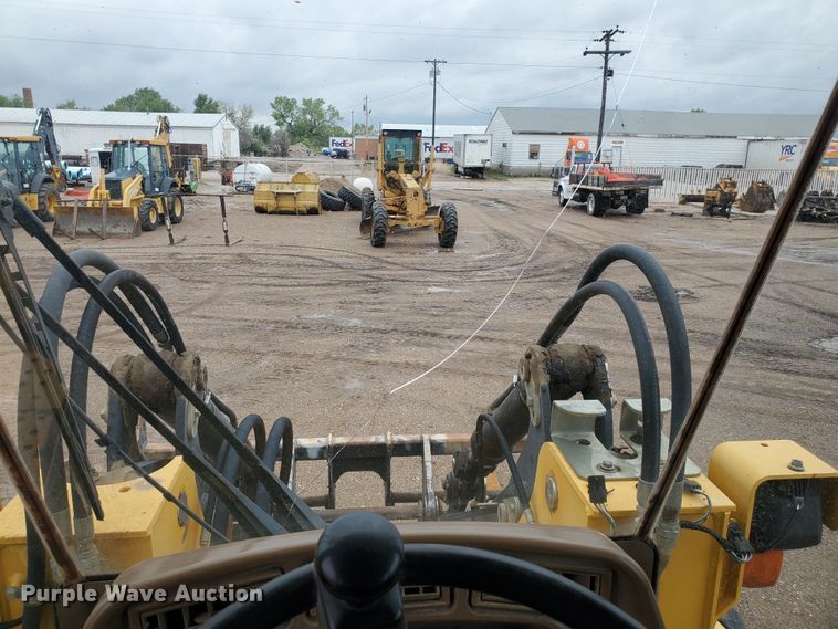 image for item DI4809 1999 John Deere TC54H  wheel loader