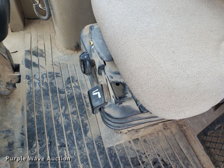 image for item DI4809 1999 John Deere TC54H  wheel loader