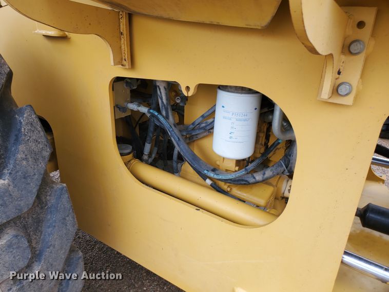 image for item DI4809 1999 John Deere TC54H  wheel loader