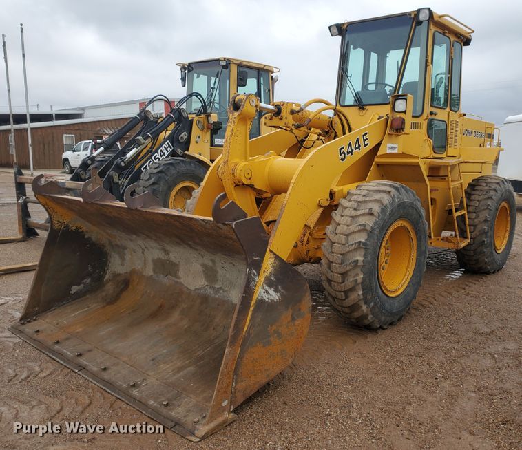 image for item DI4810 1989 John Deere 544E  wheel loader