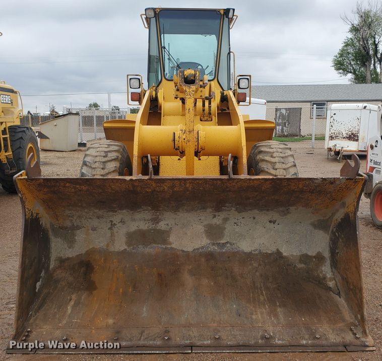image for item DI4810 1989 John Deere 544E  wheel loader