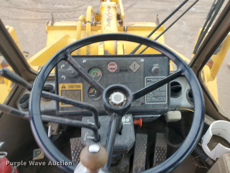 image for item DI4810 1989 John Deere 544E  wheel loader