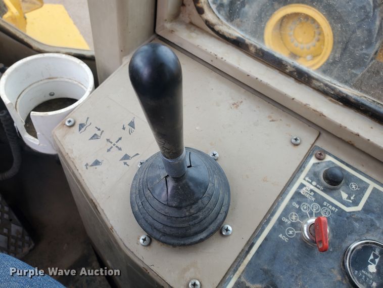 image for item DI4810 1989 John Deere 544E  wheel loader