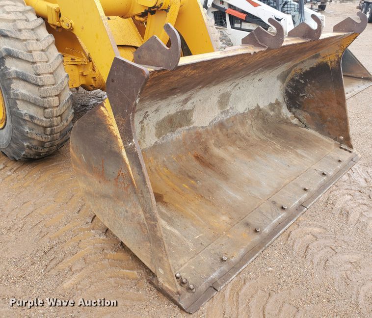 image for item DI4810 1989 John Deere 544E  wheel loader