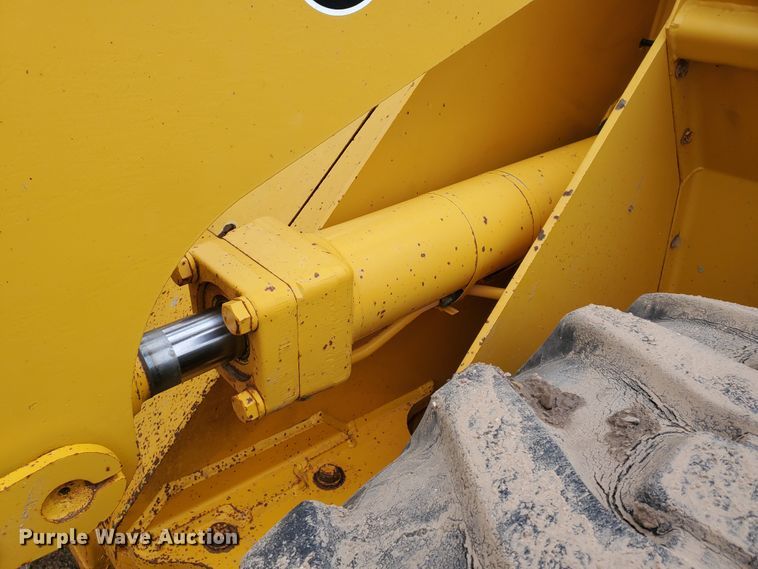 image for item DI4810 1989 John Deere 544E  wheel loader