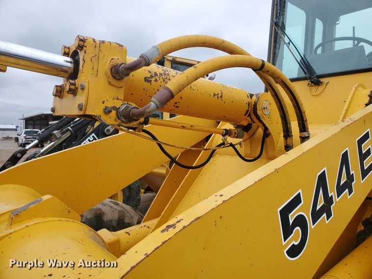 image for item DI4810 1989 John Deere 544E  wheel loader