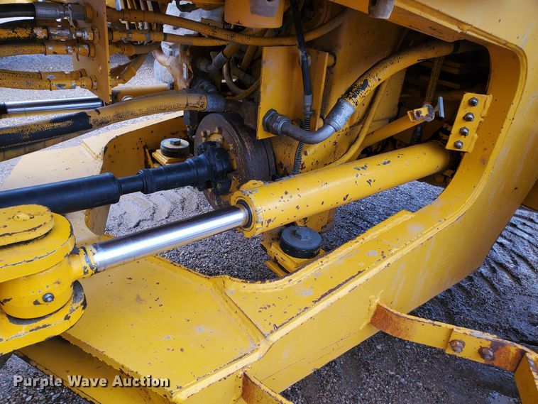 image for item DI4810 1989 John Deere 544E  wheel loader