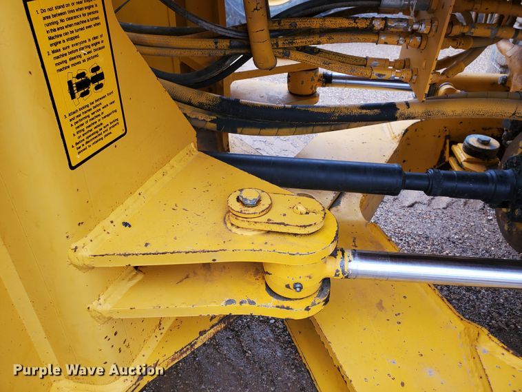 image for item DI4810 1989 John Deere 544E  wheel loader