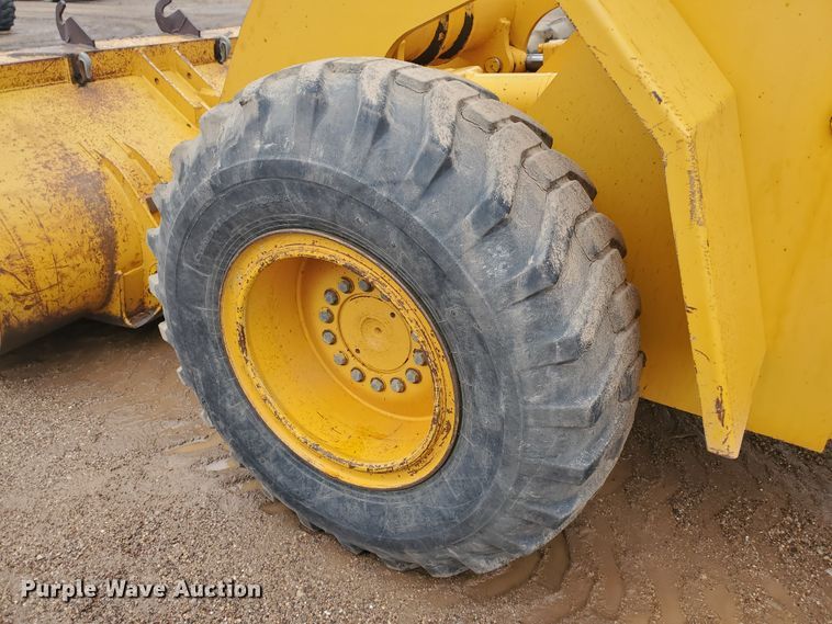 image for item DI4810 1989 John Deere 544E  wheel loader