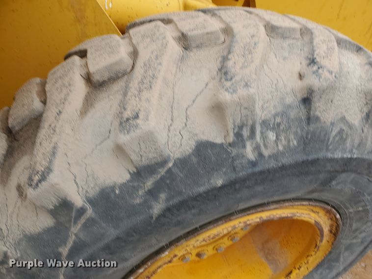 image for item DI4810 1989 John Deere 544E  wheel loader