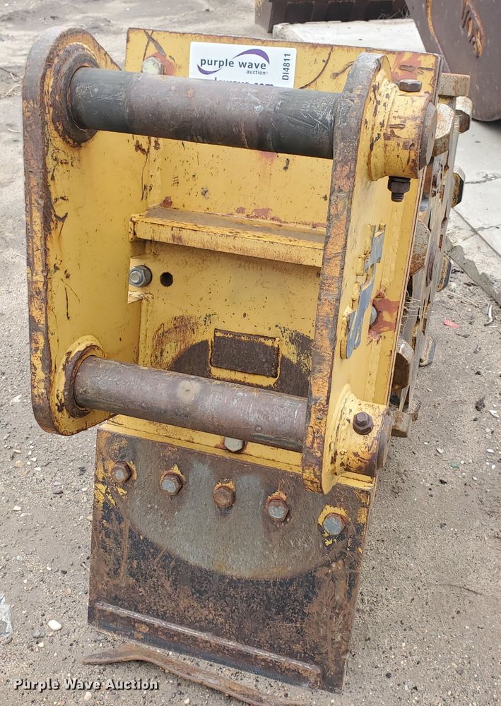 image for item DI4811 SUI 24"W excavator compaction wheel