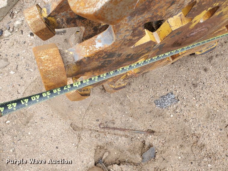 image for item DI4811 SUI 24"W excavator compaction wheel