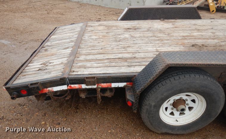 image for item DI5606 2003 PJ 618D  utility trailer