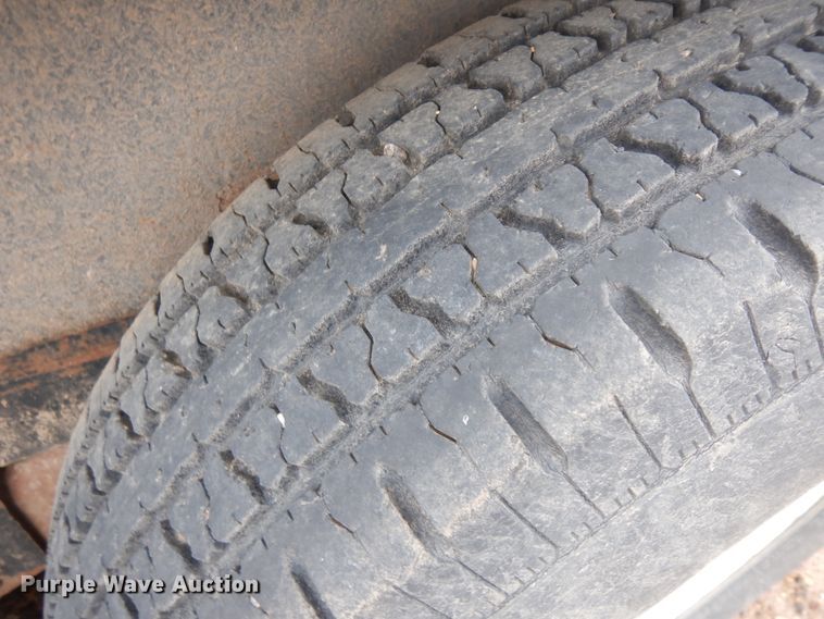 image for item DI5606 2003 PJ 618D  utility trailer