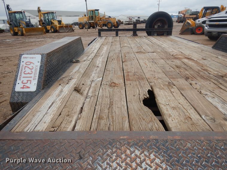 image for item DI5607 1999 Diamond T  utility trailer