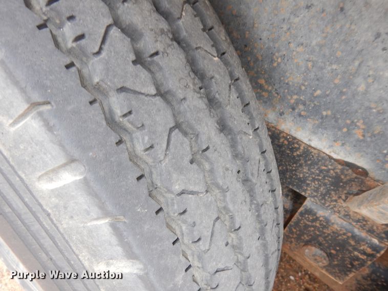 image for item DI5607 1999 Diamond T  utility trailer