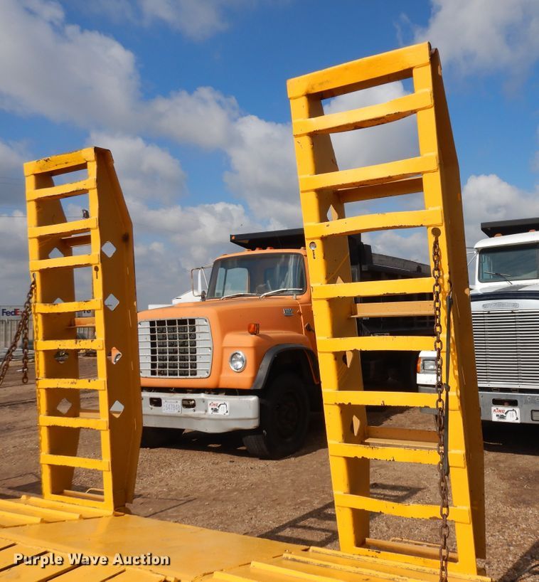 image for item DI5610 1993 Fontaine FLT-35HBTW  equipment trailer