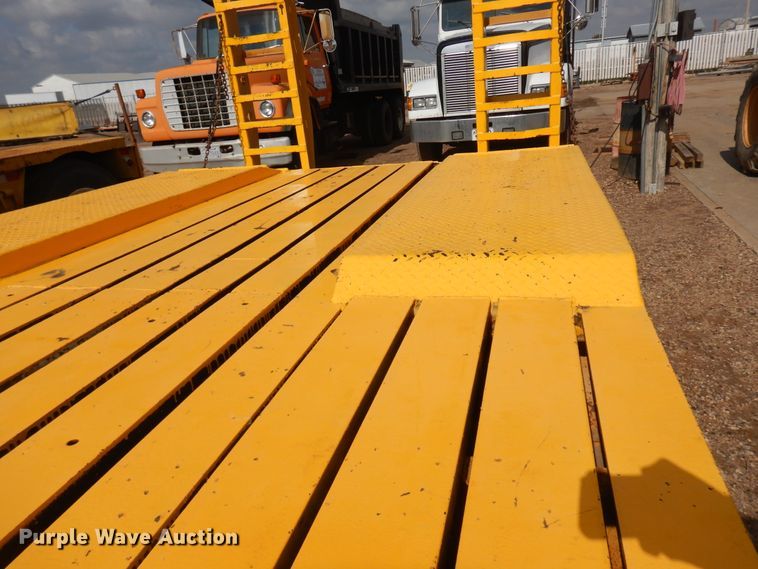 image for item DI5610 1993 Fontaine FLT-35HBTW  equipment trailer