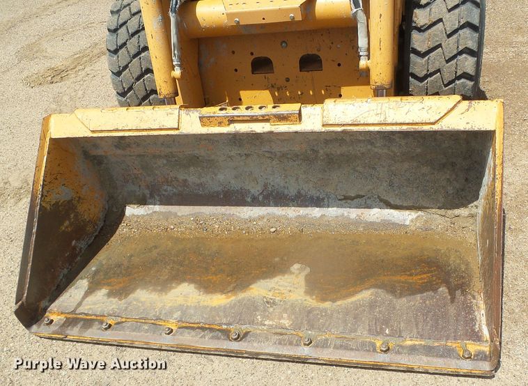 image for item DI5619 2005 Case 410  skid steer loader