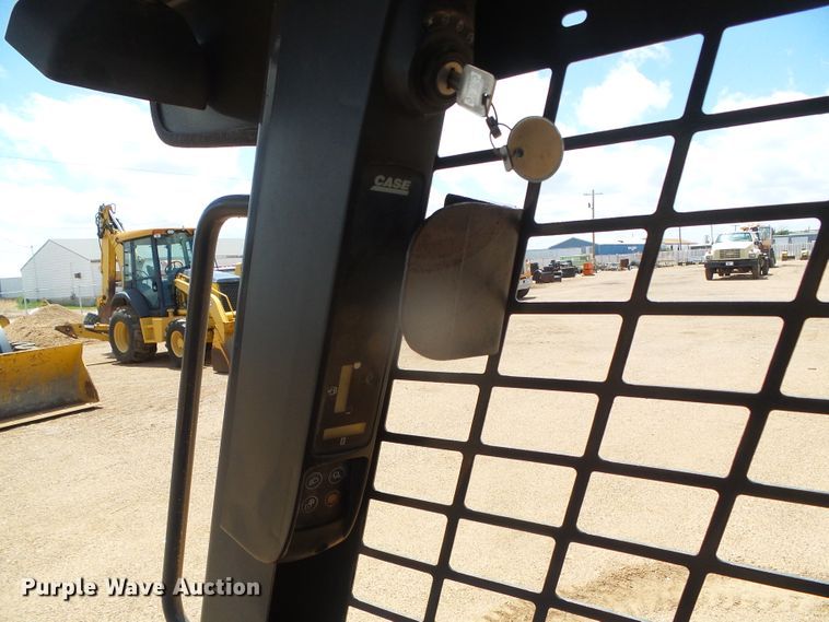 image for item DI5619 2005 Case 410  skid steer loader