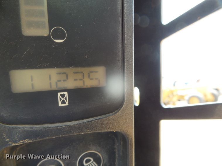 image for item DI5619 2005 Case 410  skid steer loader