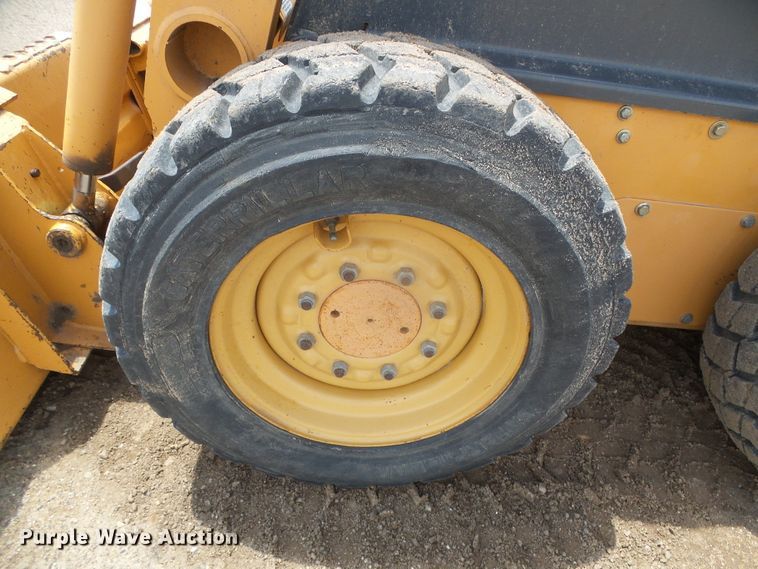 image for item DI5619 2005 Case 410  skid steer loader