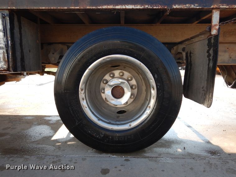 image for item GR9439 1990 GMC TopKick C6000  dump flatbed truck