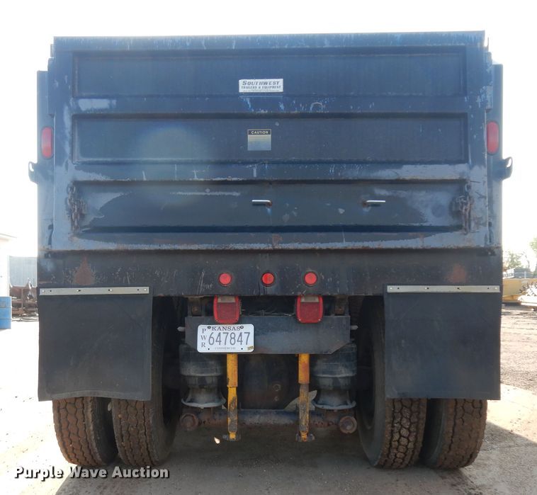image for item GR9440 1989 Freightliner FLD  dump truck