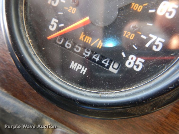 image for item GR9440 1989 Freightliner FLD  dump truck