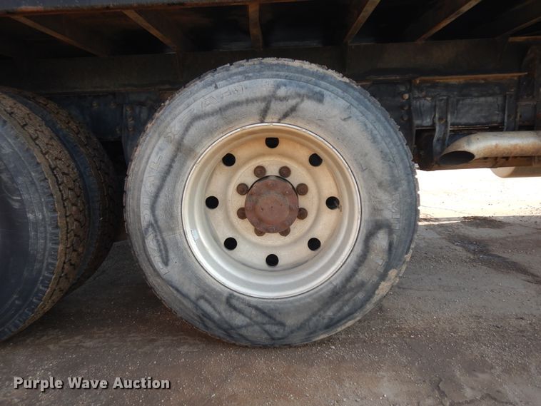 image for item GR9440 1989 Freightliner FLD  dump truck