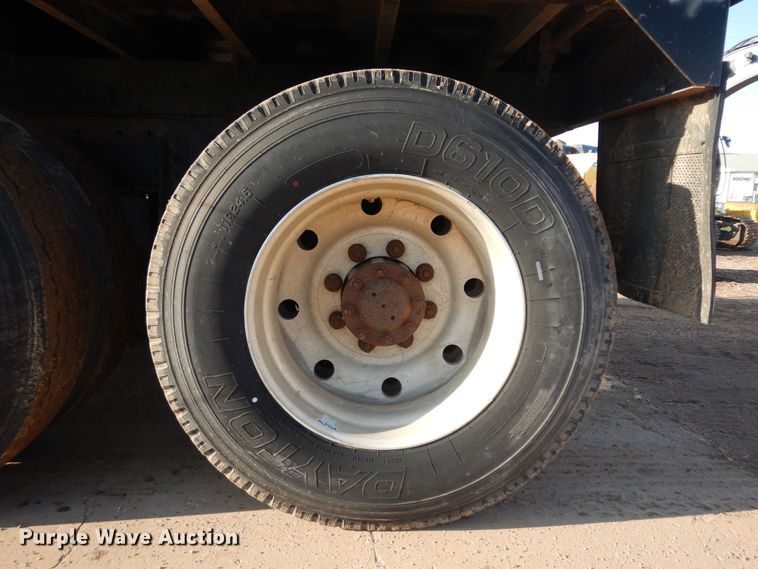 image for item GR9440 1989 Freightliner FLD  dump truck