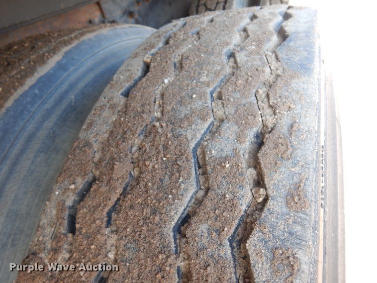 image for item GR9440 1989 Freightliner FLD  dump truck