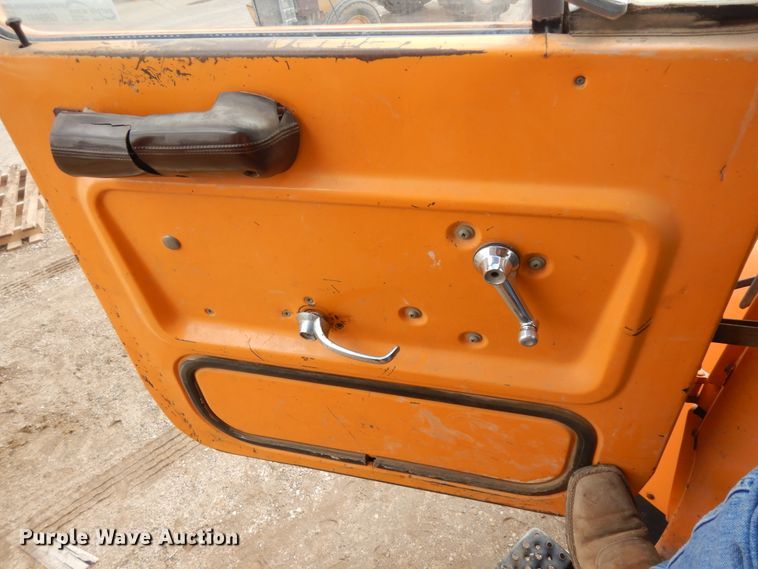 image for item GR9441 1980 Ford 8000  dump truck