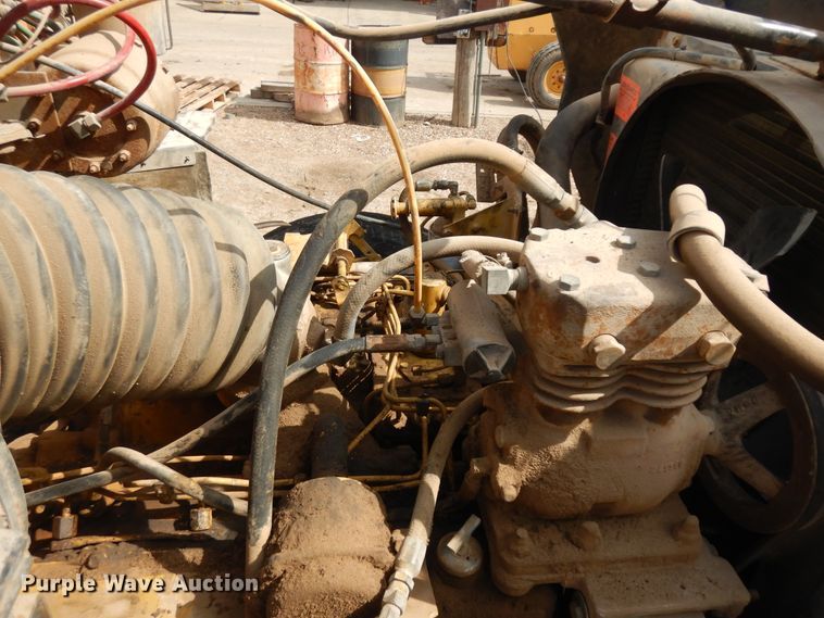 image for item GR9441 1980 Ford 8000  dump truck