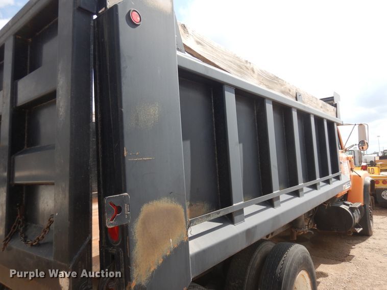 image for item GR9441 1980 Ford 8000  dump truck