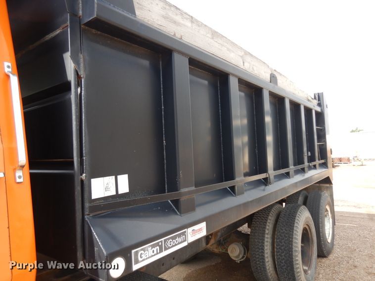 image for item GR9441 1980 Ford 8000  dump truck