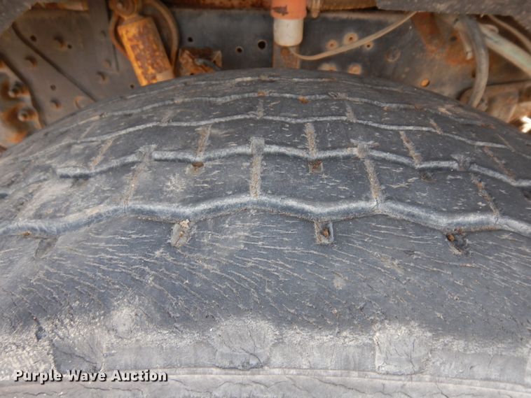 image for item GR9441 1980 Ford 8000  dump truck