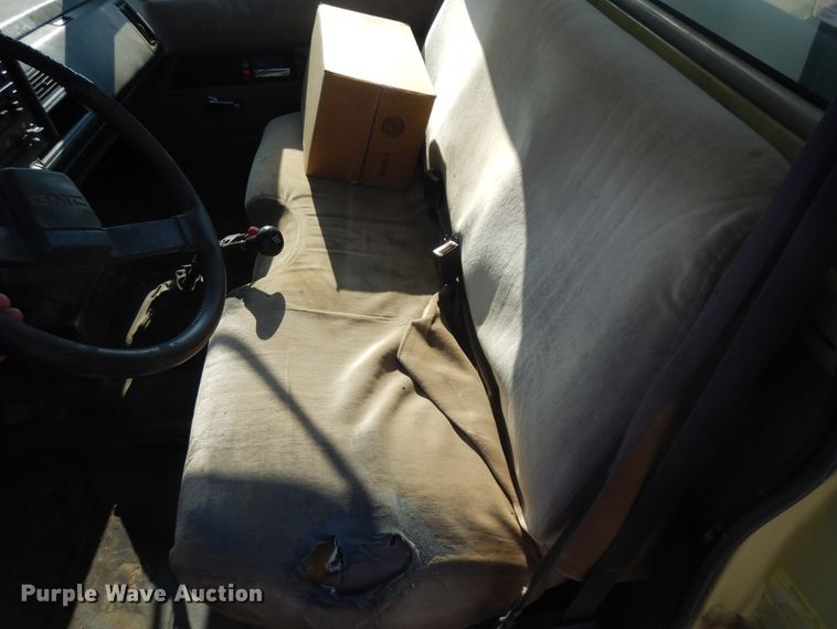 image for item GR9442 1997 GMC C7500  vacuum truck