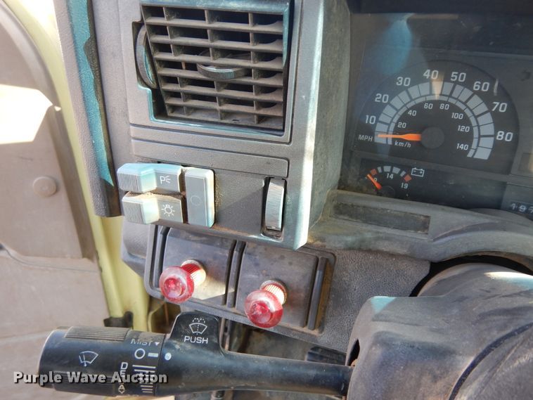 image for item GR9442 1997 GMC C7500  vacuum truck