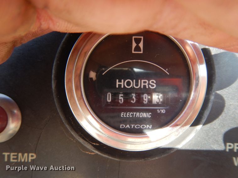 image for item GR9442 1997 GMC C7500  vacuum truck