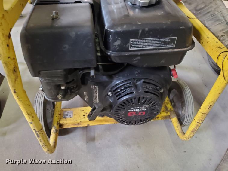 image for item HI9087 (2) Wacker PT3 pumps