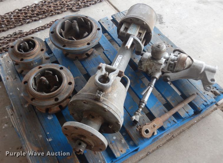 image for item HI9104 Mueller water main tapping machine