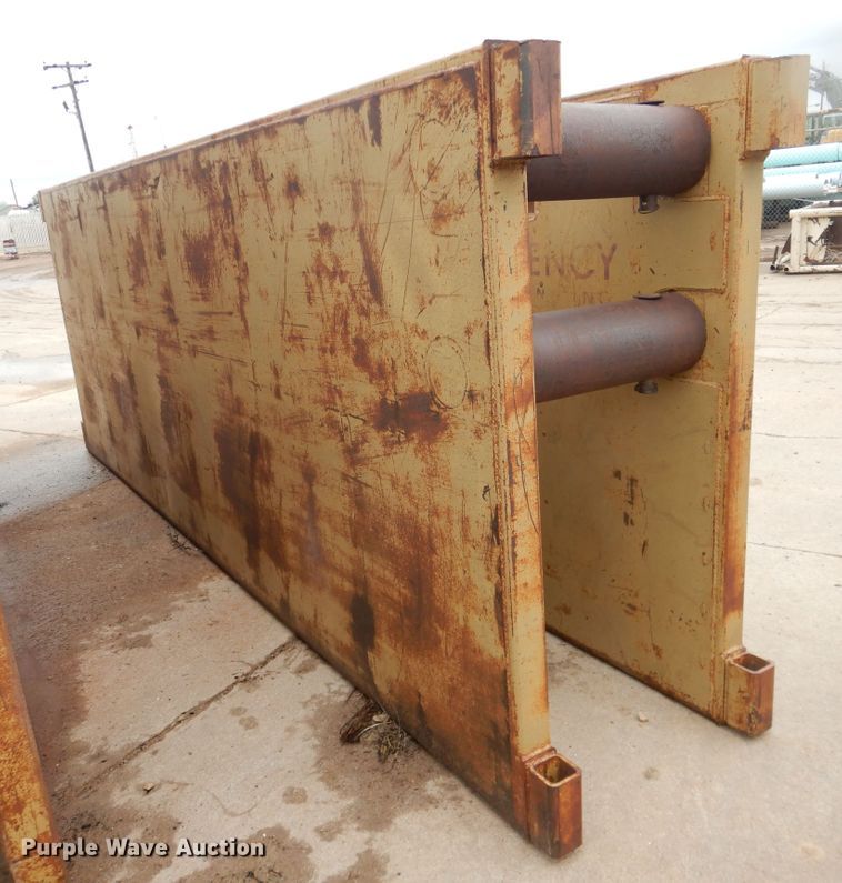 image for item HI9139 Trench box