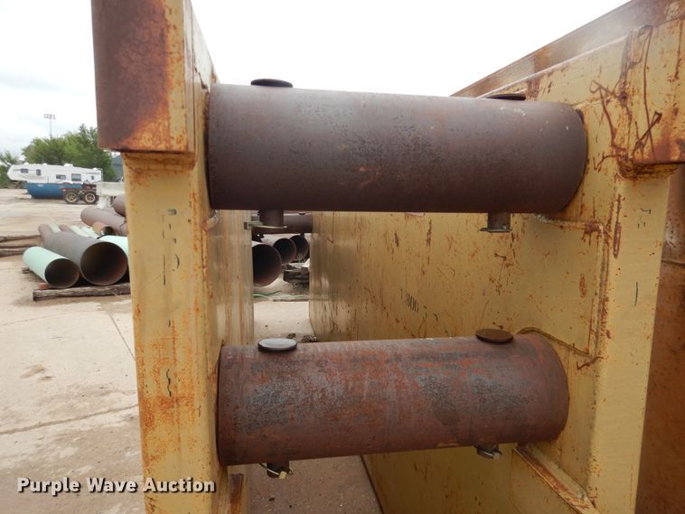 image for item HI9139 Trench box